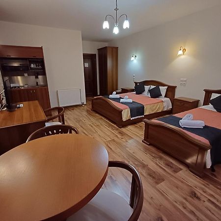 Agnantio Hotel Ioannina Eksteriør billede