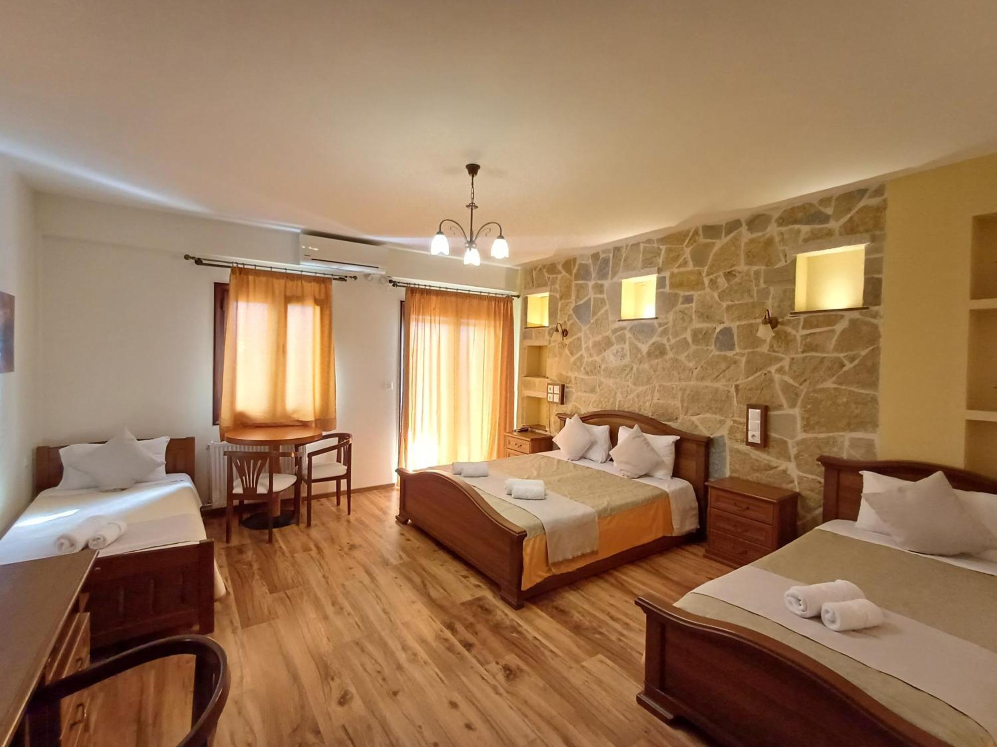 Agnantio Hotel Ioannina Eksteriør billede